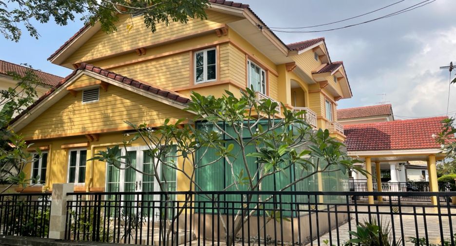 For sale 5 bed house in Pak Kret, Nonthaburi