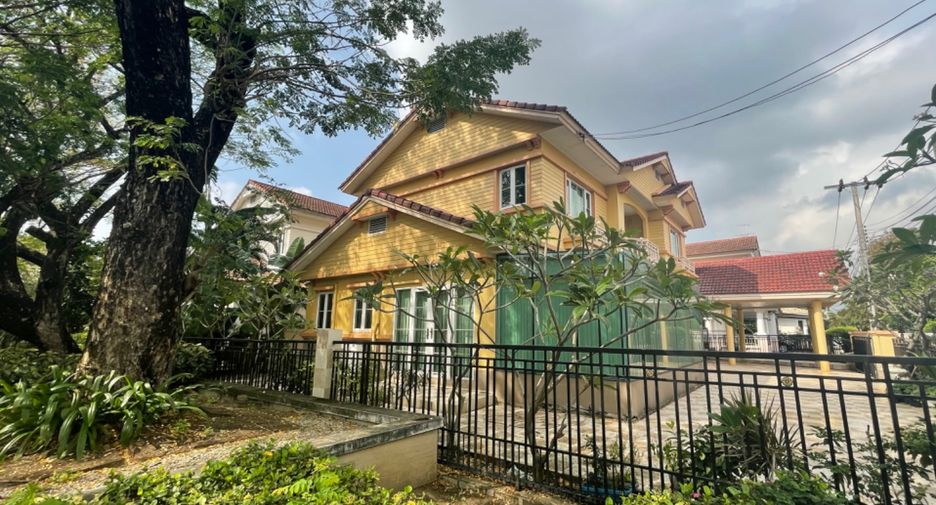 For sale 5 bed house in Pak Kret, Nonthaburi