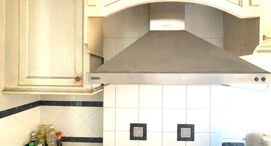 For sale 5 bed house in Pak Kret, Nonthaburi
