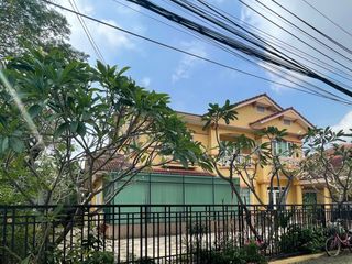 À vendre 5 chambres maison à Pak Kret, Nonthaburi