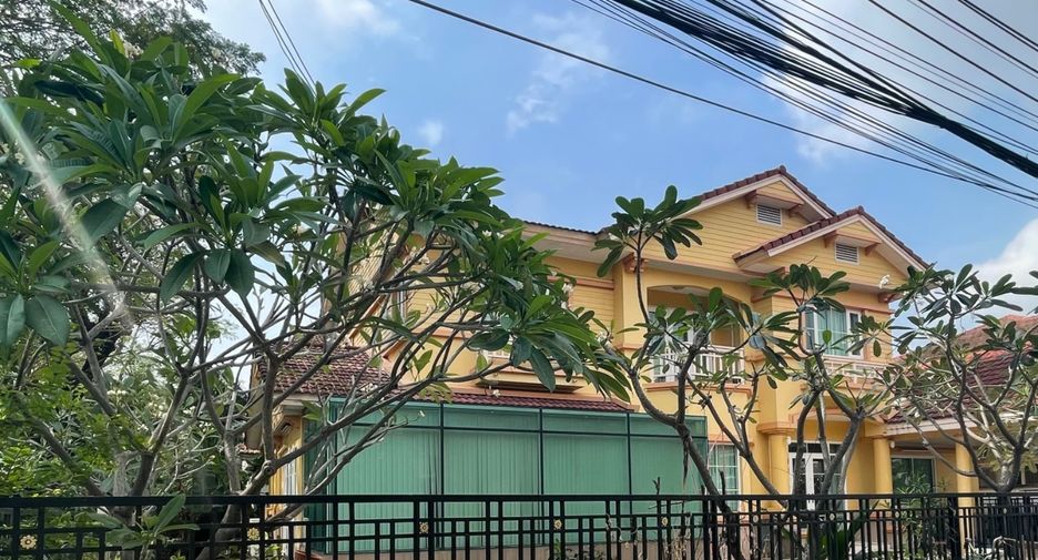 For sale 5 bed house in Pak Kret, Nonthaburi