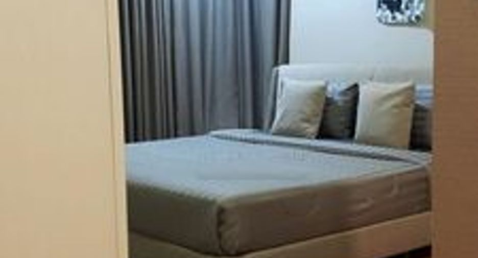 For rent 2 bedrooms condo in Pathum Wan, Bangkok