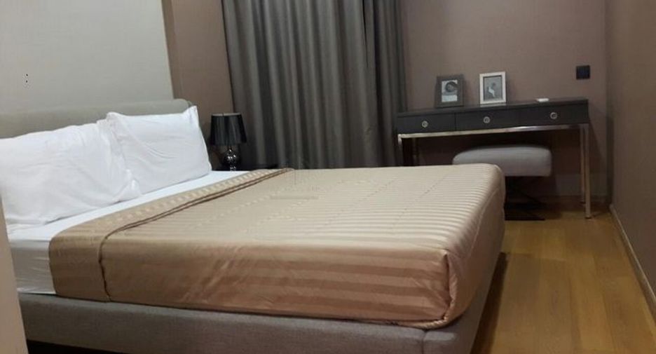 For rent 2 bedrooms condo in Pathum Wan, Bangkok