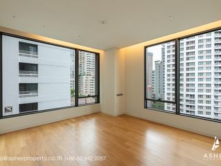 For sale 2 Beds condo in Pathum Wan, Bangkok