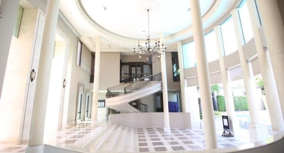 For sale 4 bedrooms house in Bang Phli, Samut Prakan