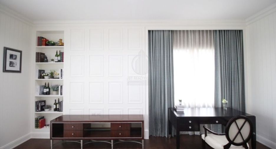 For sale 4 bedrooms house in Bang Phli, Samut Prakan