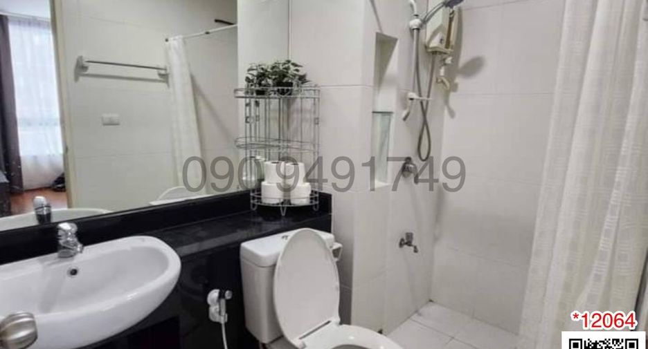 For rent 2 bedrooms condo in Thon Buri, Bangkok