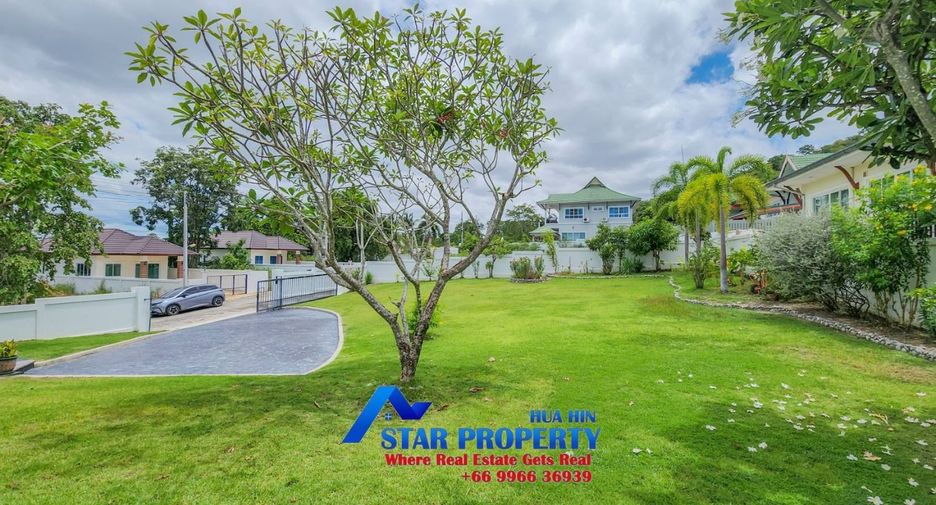 For sale 5 ベッドルーム villa in Hua Hin, Prachuap Khiri Khan