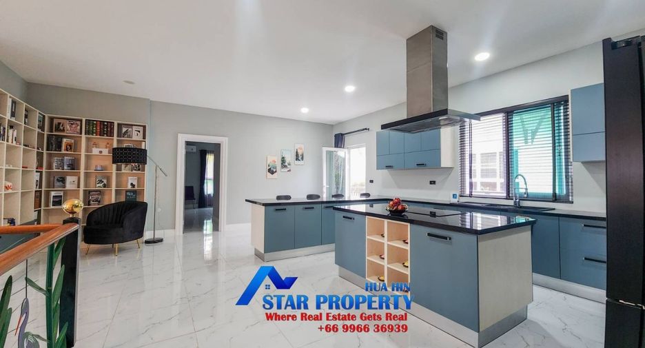 For sale 5 ベッドルーム villa in Hua Hin, Prachuap Khiri Khan