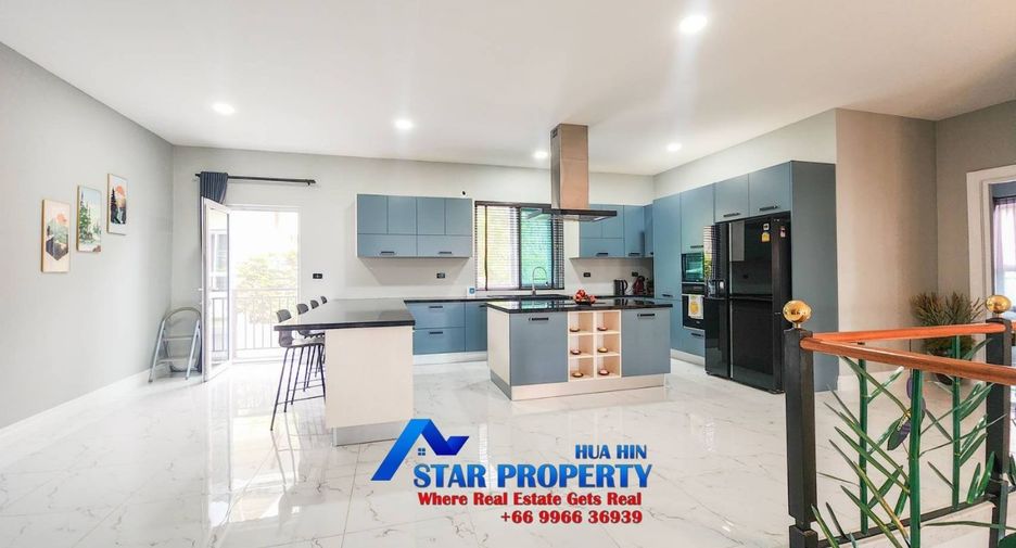 For sale 5 ベッドルーム villa in Hua Hin, Prachuap Khiri Khan