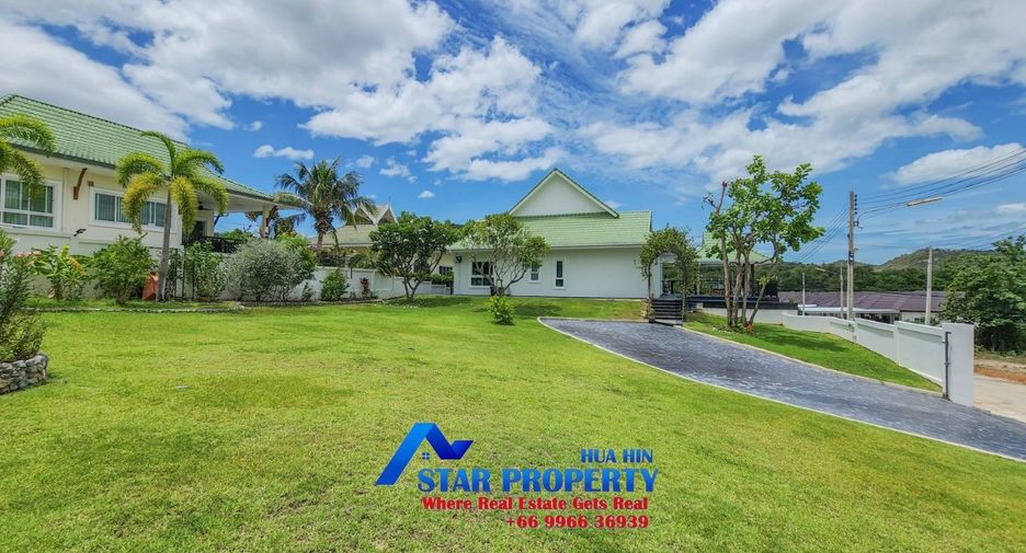 For sale 5 ベッドルーム villa in Hua Hin, Prachuap Khiri Khan