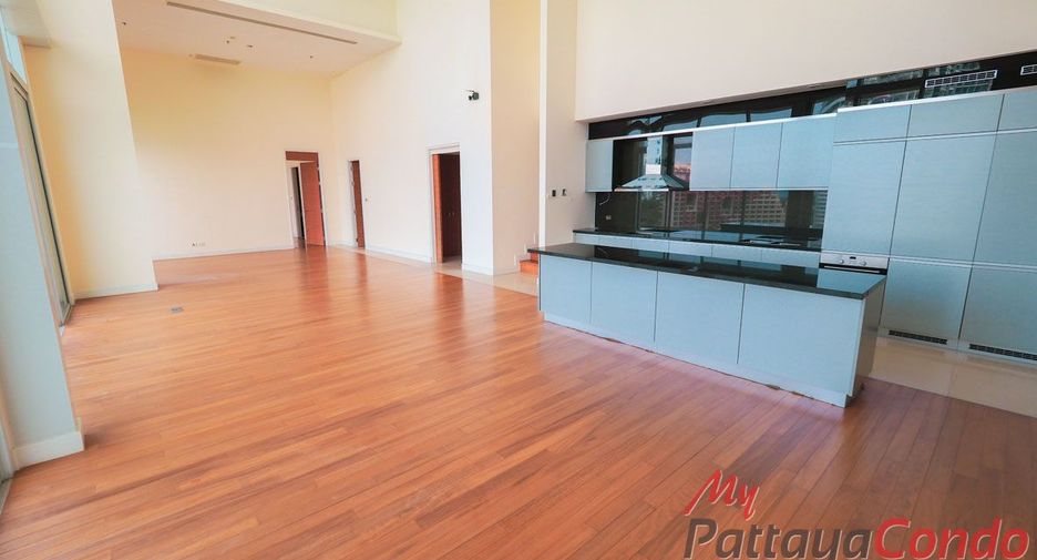 For sale 4 bedrooms condo in Bang Lamung, Chonburi
