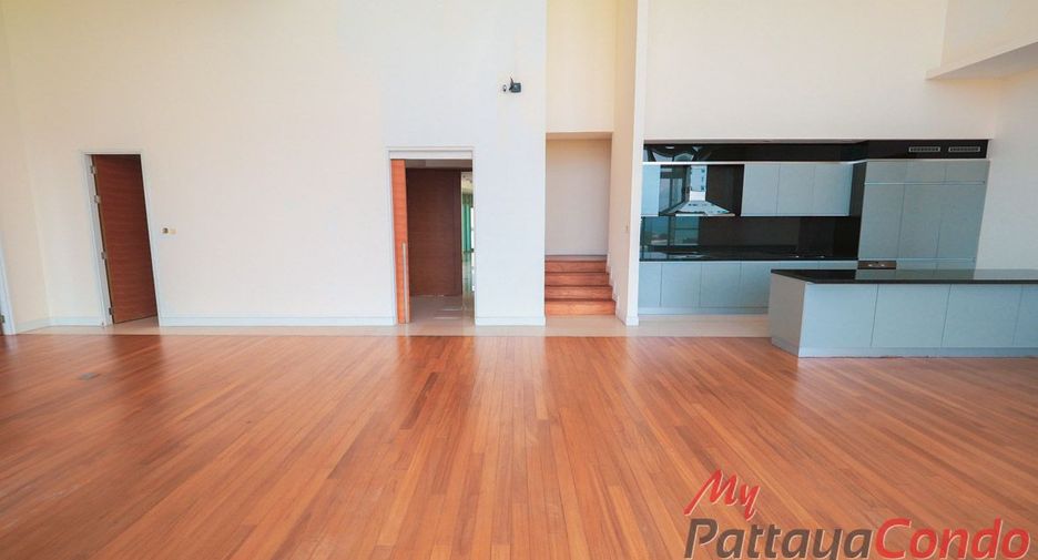 For sale 4 bedrooms condo in Bang Lamung, Chonburi