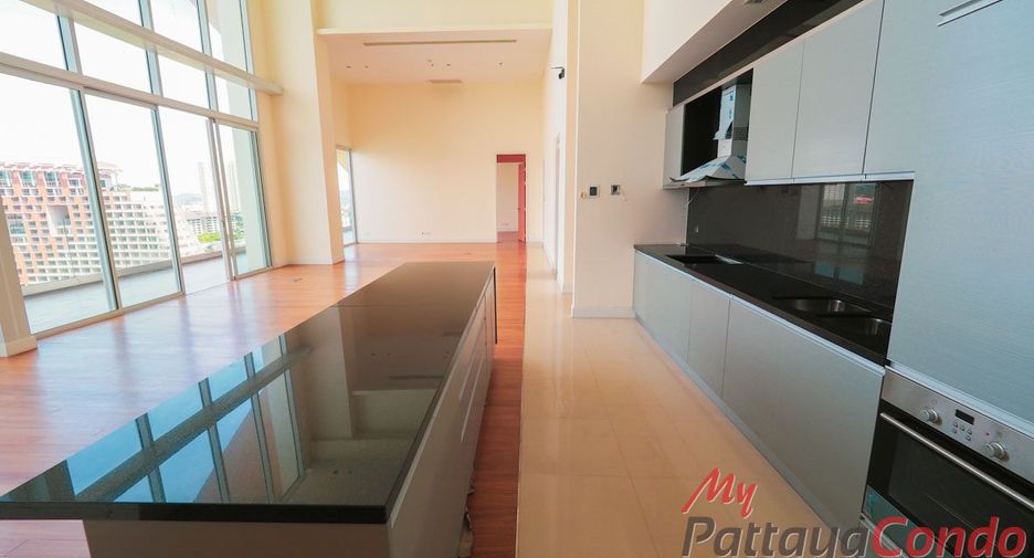 For sale 4 bedrooms condo in Bang Lamung, Chonburi