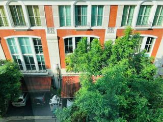 Reihenhaus zur Miete mit 4 Zimmer in Watthana, Bangkok