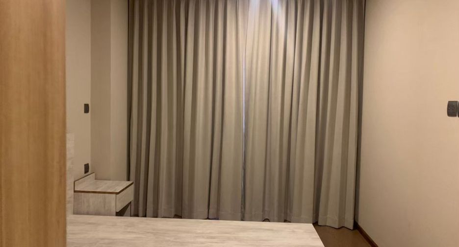 For sale 2 bedrooms condo in Pathum Wan, Bangkok
