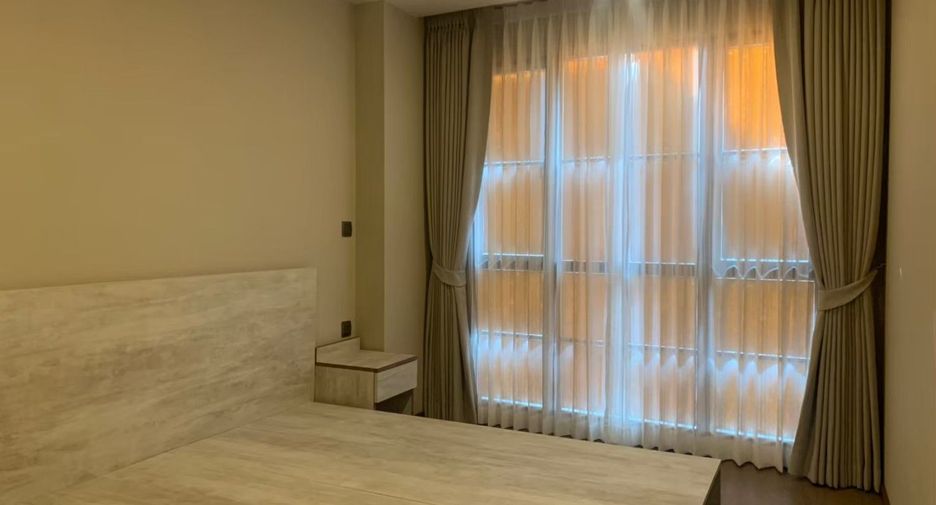 For sale 2 bedrooms condo in Pathum Wan, Bangkok