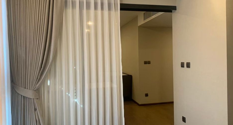 For sale 2 bedrooms condo in Pathum Wan, Bangkok