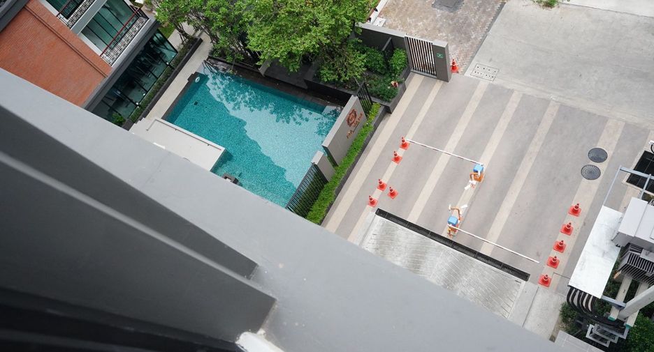 For sale 2 bedrooms condo in Pathum Wan, Bangkok