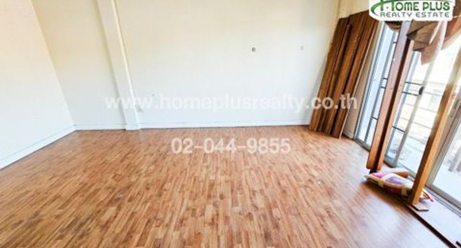 Casa adosada en venta de 2 habitaciones en Muang Nan, Nan