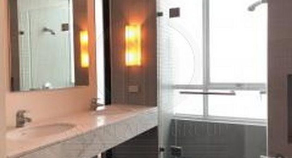 For rent 4 ベッドルーム condo in Watthana, Bangkok