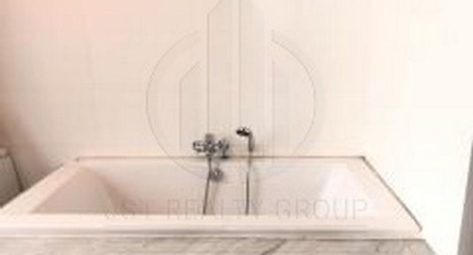 For rent 4 ベッドルーム condo in Watthana, Bangkok