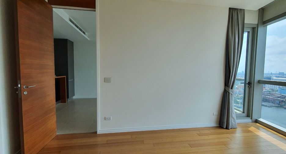 Продажа 1 кровать кондо в Сатхон, Бангкок