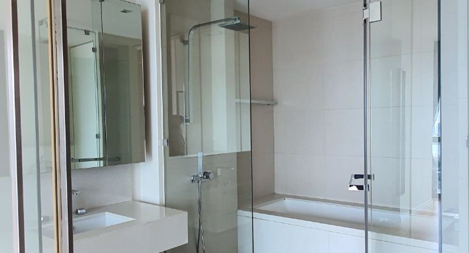 Продажа 1 кровать кондо в Сатхон, Бангкок
