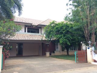 For rent 5 Beds house in Saraphi, Chiang Mai