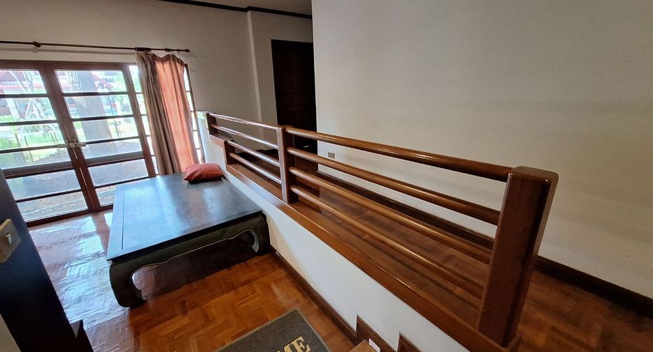For rent 3 bedrooms house in Mueang Chiang Mai, Chiang Mai