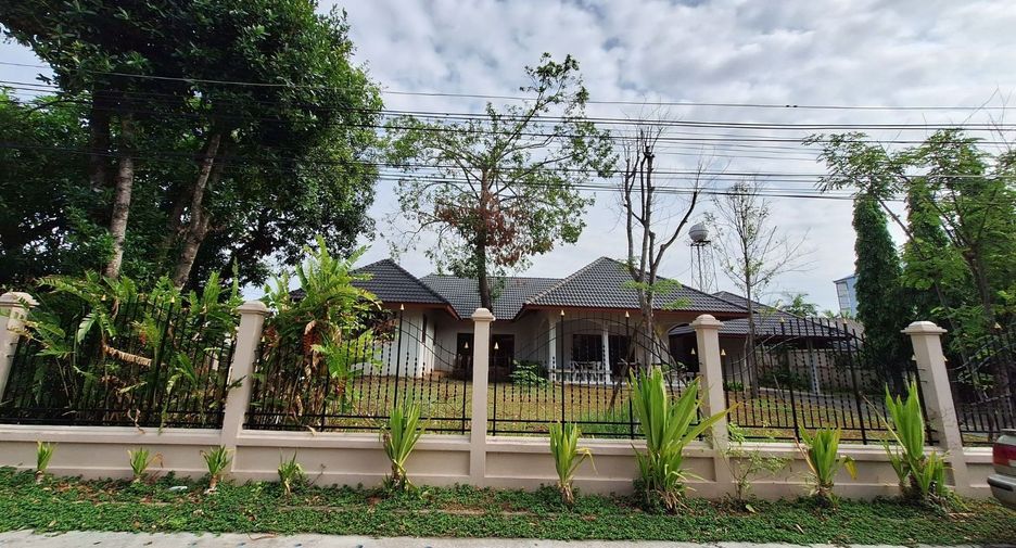 For rent 3 Beds house in Mueang Chiang Mai, Chiang Mai