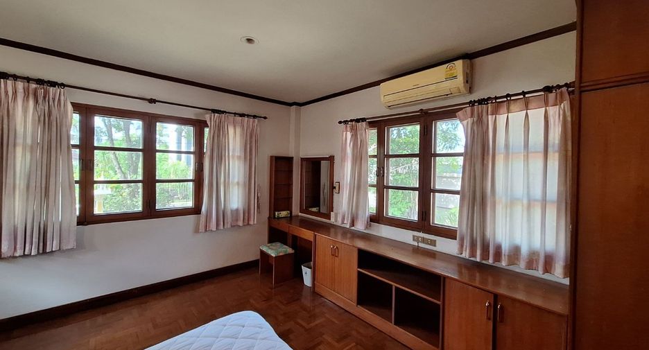 For rent 3 bedrooms house in Mueang Chiang Mai, Chiang Mai