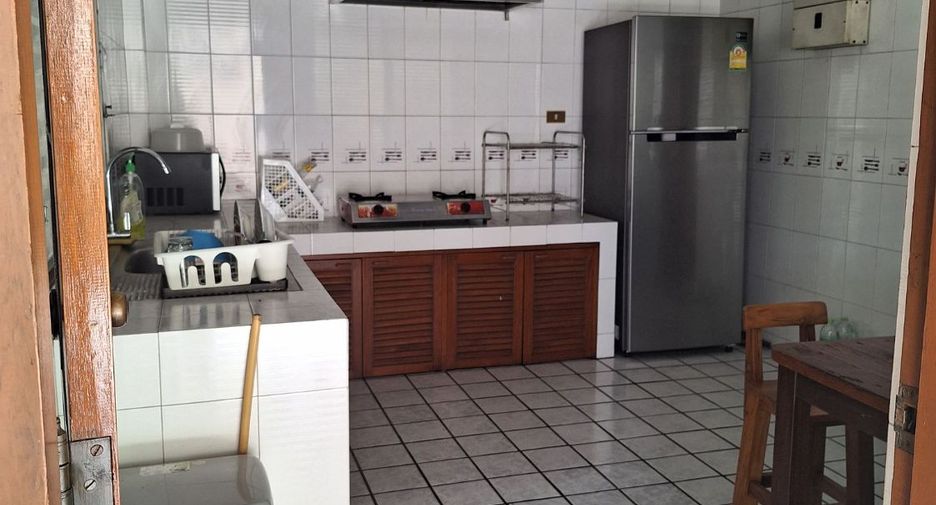 For rent 3 bedrooms house in Mueang Chiang Mai, Chiang Mai