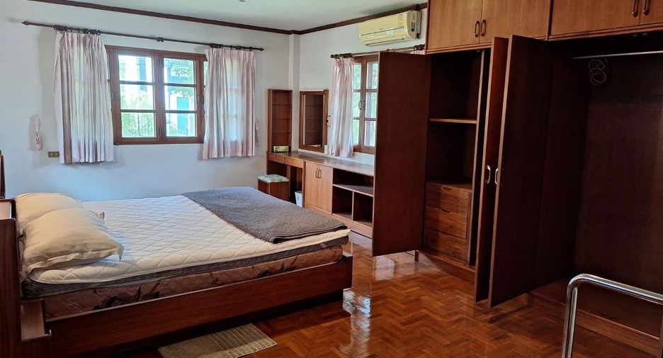 For rent 3 bedrooms house in Mueang Chiang Mai, Chiang Mai