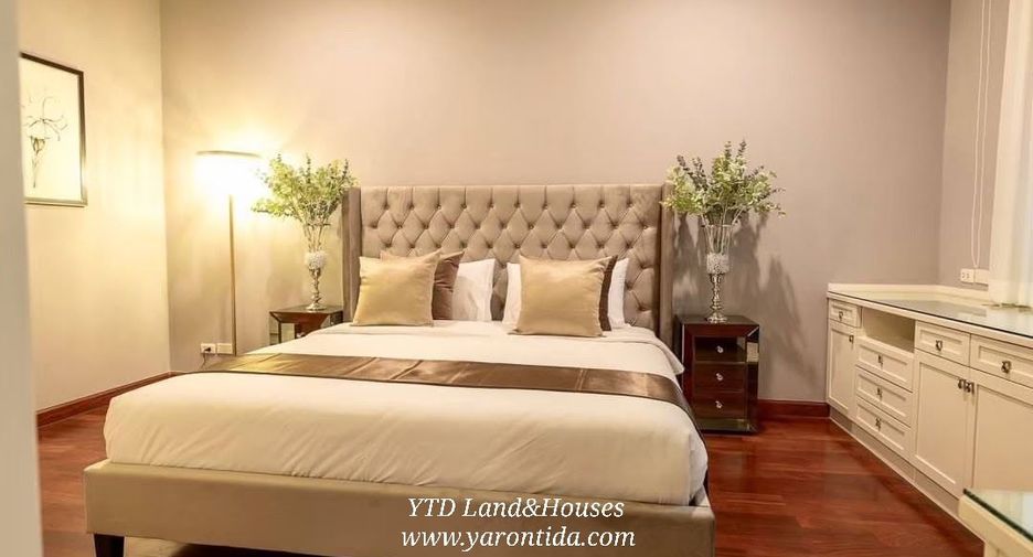 For rent 7 bed house in Mueang Samut Prakan, Samut Prakan