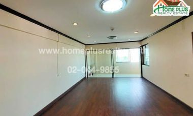 Wohnung zum Kauf mit 1 Zimmer in Wang Thonglang, Bangkok