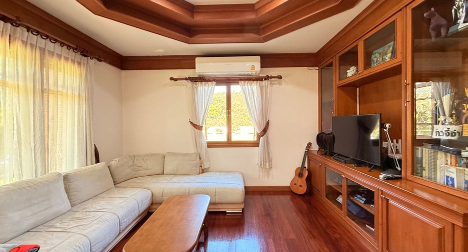 For sale 5 bedrooms house in Ban Thi, Lamphun