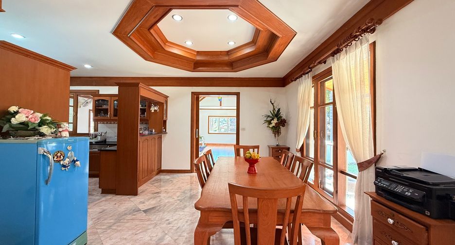 For sale 5 bedrooms house in Ban Thi, Lamphun