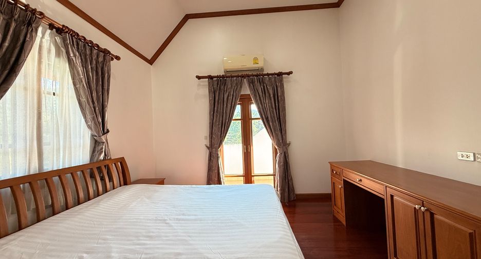 For sale 5 bedrooms house in Ban Thi, Lamphun