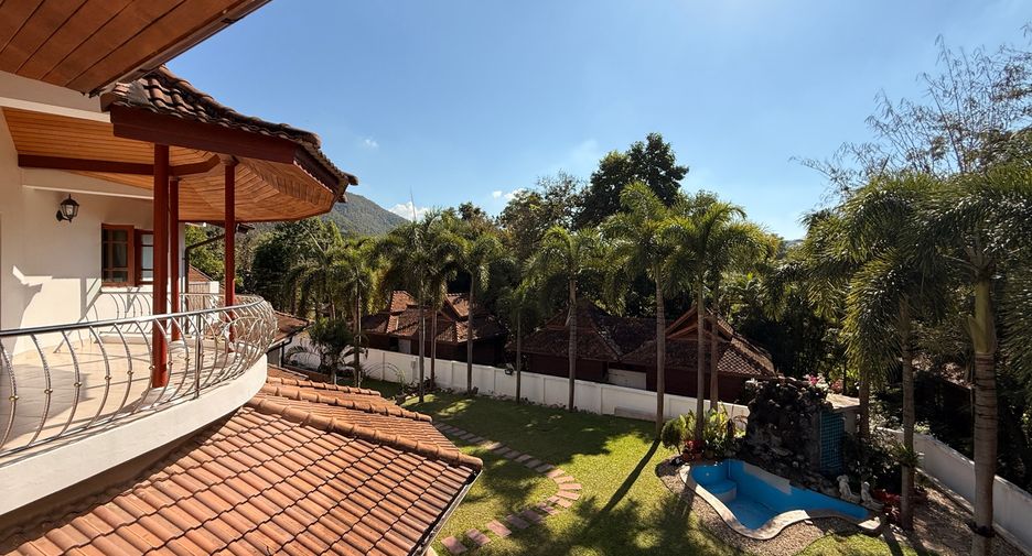 For sale 5 bedrooms house in Ban Thi, Lamphun