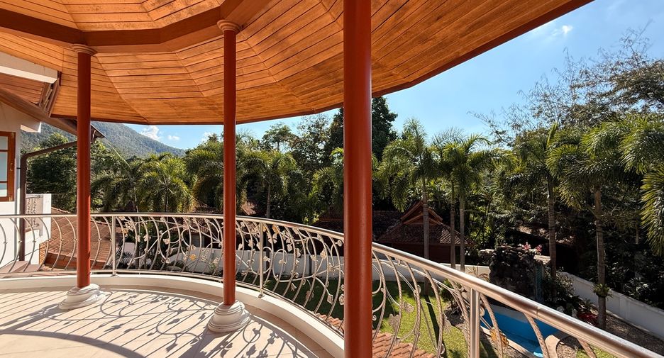 For sale 5 bedrooms house in Ban Thi, Lamphun