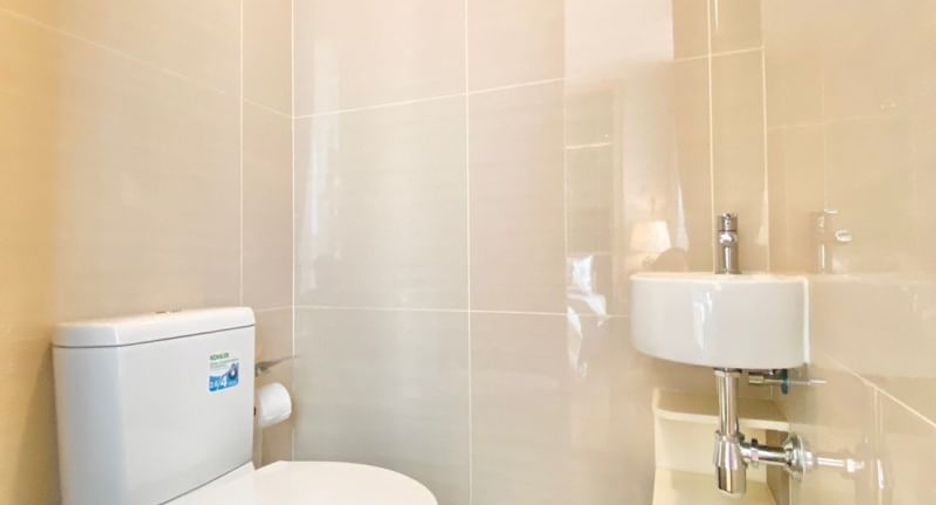 For rent and for sale 1 bed condo in Khlong Toei, Bangkok