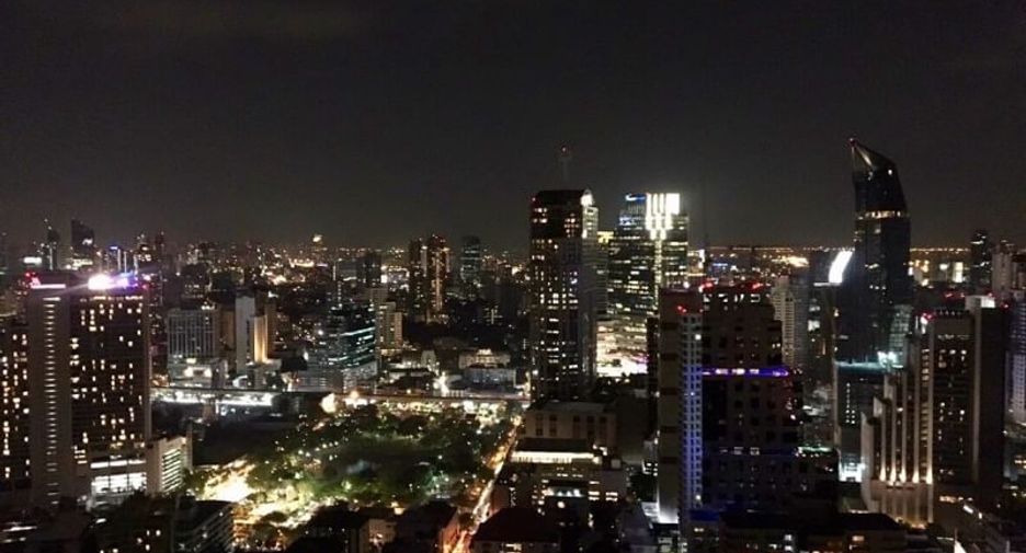 For rent and for sale 1 bed condo in Khlong Toei, Bangkok