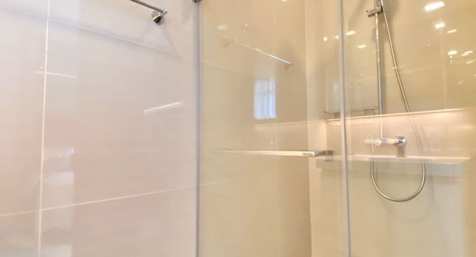 For rent and for sale 1 bed condo in Khlong Toei, Bangkok