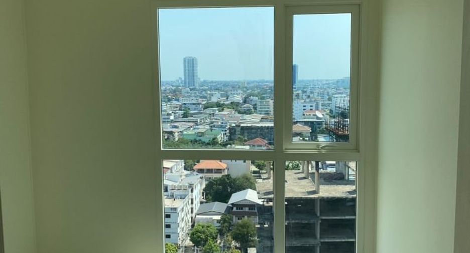 For sale 2 bedrooms condo in Bang Kho Laem, Bangkok