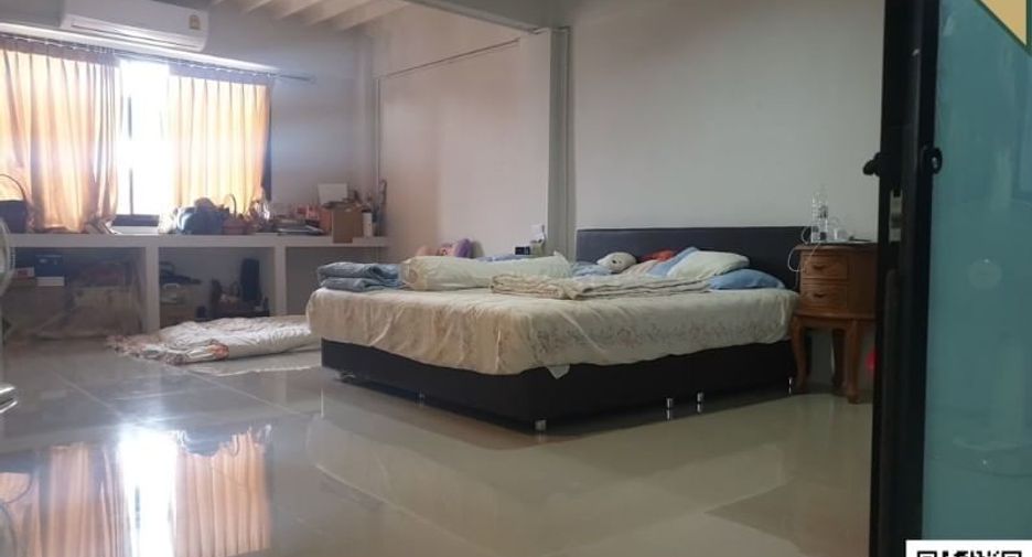 For rent そして for sale 5 Beds retail Space in Bang Na, Bangkok
