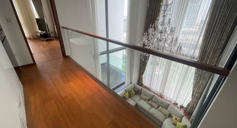For rent and for sale 4 bedrooms condo in Sathon, Bangkok