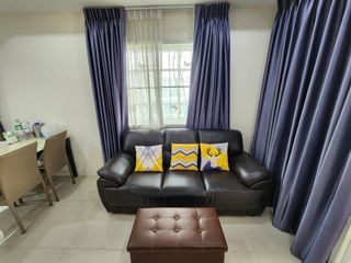 For sale 4 bedrooms townhouse in Mueang Samut Sakhon, Samut Sakhon