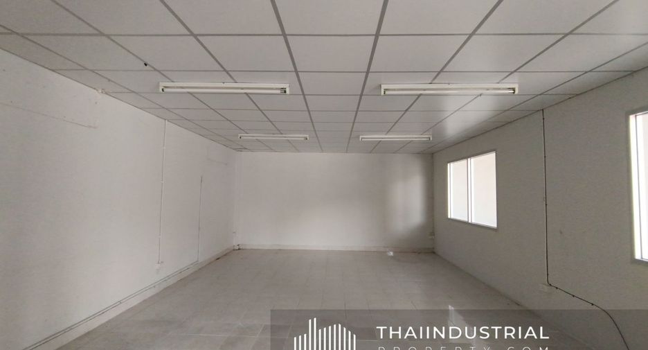 For rent warehouse in Ban Bueng, Chonburi