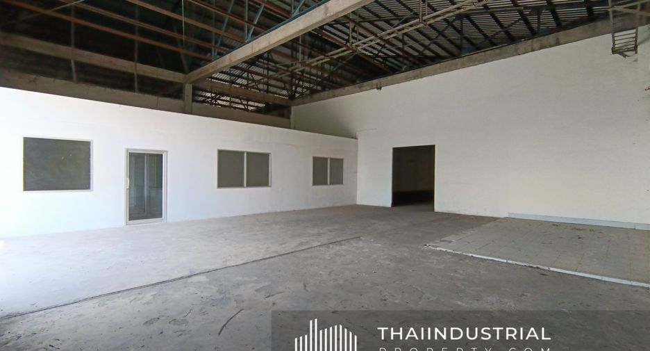 For rent warehouse in Ban Bueng, Chonburi